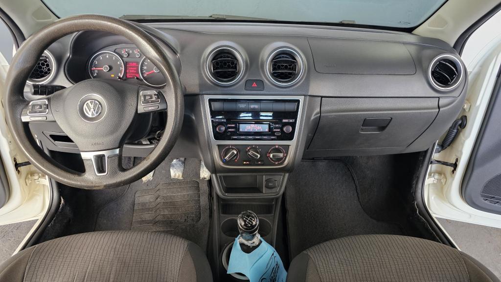 VOLKSWAGEN Saveiro - Foto