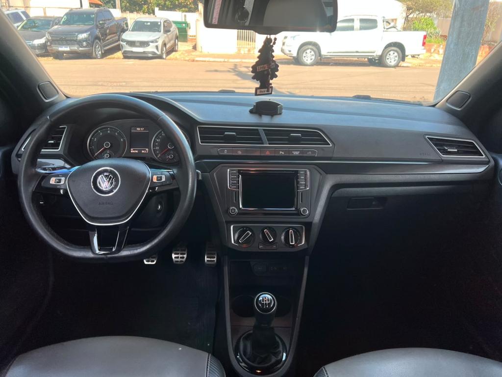 VOLKSWAGEN Saveiro - Foto