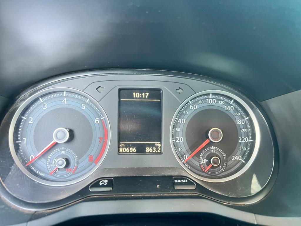 VOLKSWAGEN Saveiro - Foto