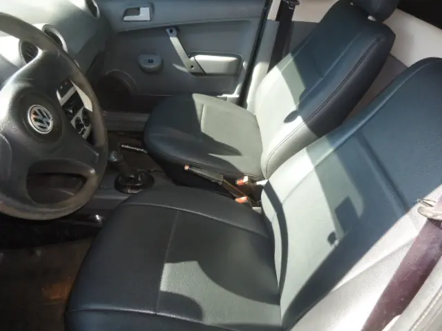 VOLKSWAGEN Saveiro - Foto