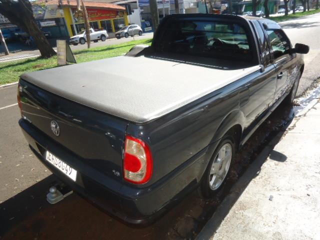 VOLKSWAGEN Saveiro - Foto