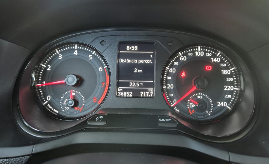 VOLKSWAGEN Saveiro - Foto