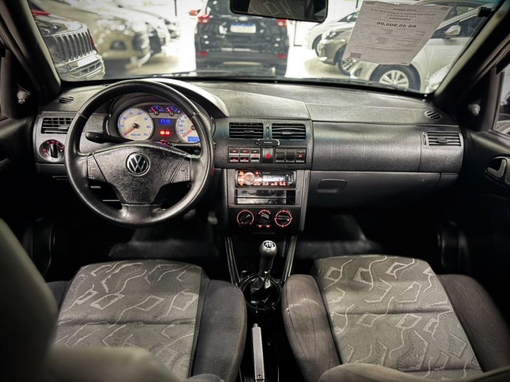 VOLKSWAGEN Saveiro - Foto