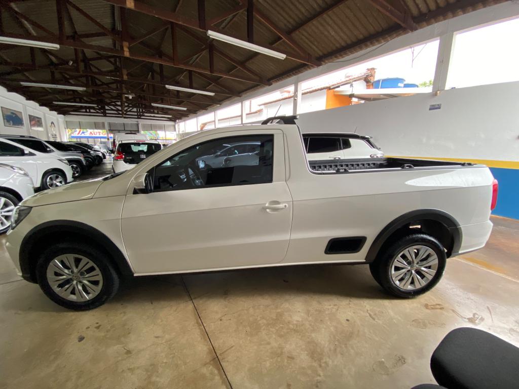 VOLKSWAGEN Saveiro - Foto