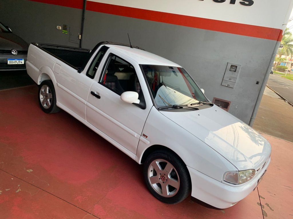 VOLKSWAGEN Saveiro - Foto