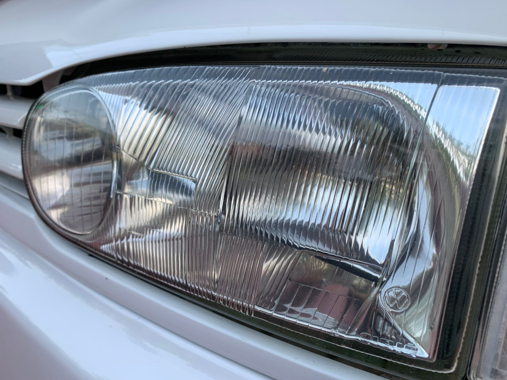 VOLKSWAGEN Saveiro - Foto