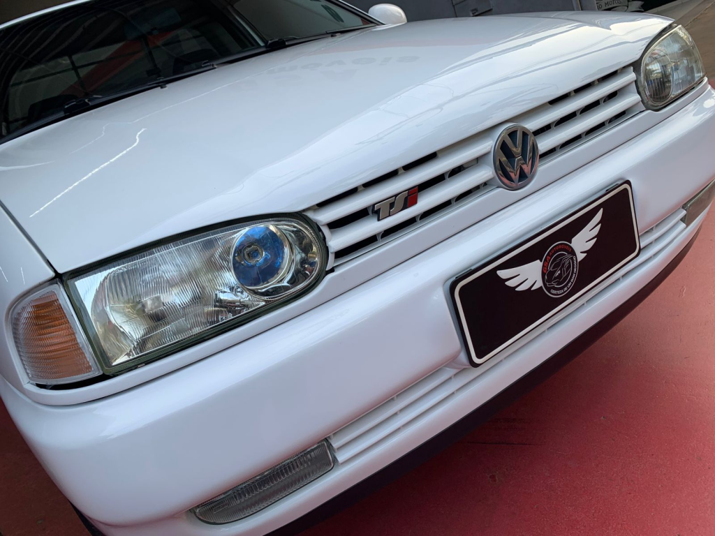 VOLKSWAGEN Saveiro - Foto