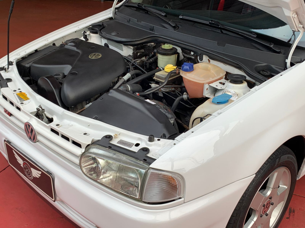 VOLKSWAGEN Saveiro - Foto