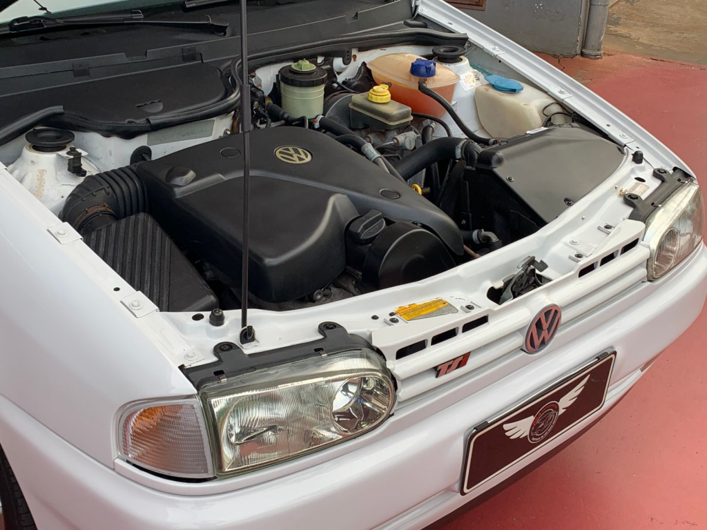 VOLKSWAGEN Saveiro - Foto