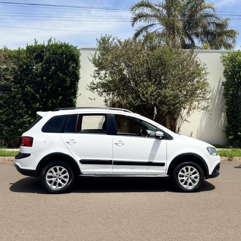 VOLKSWAGEN Space Cross - Foto