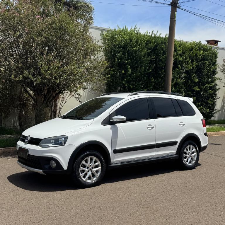 VOLKSWAGEN Space Cross - Foto