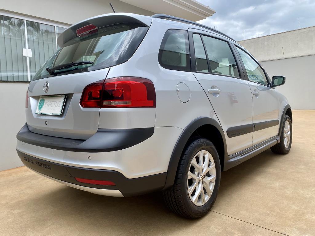 VOLKSWAGEN Space Cross - Foto