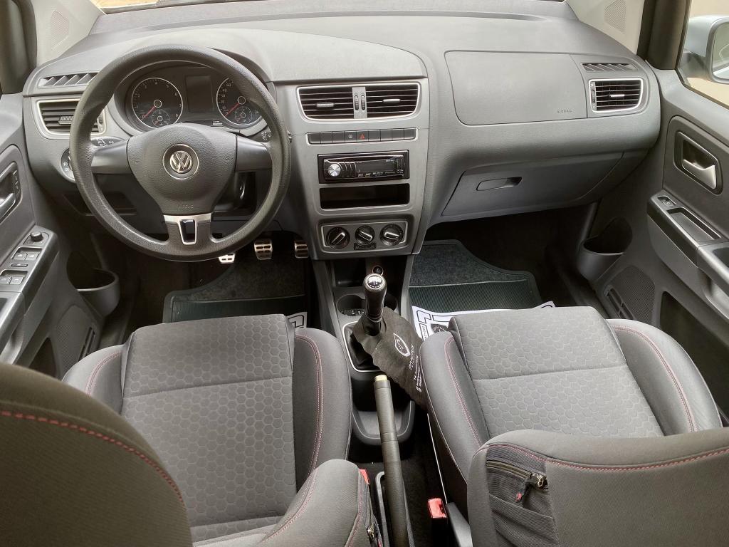 VOLKSWAGEN Space Cross - Foto