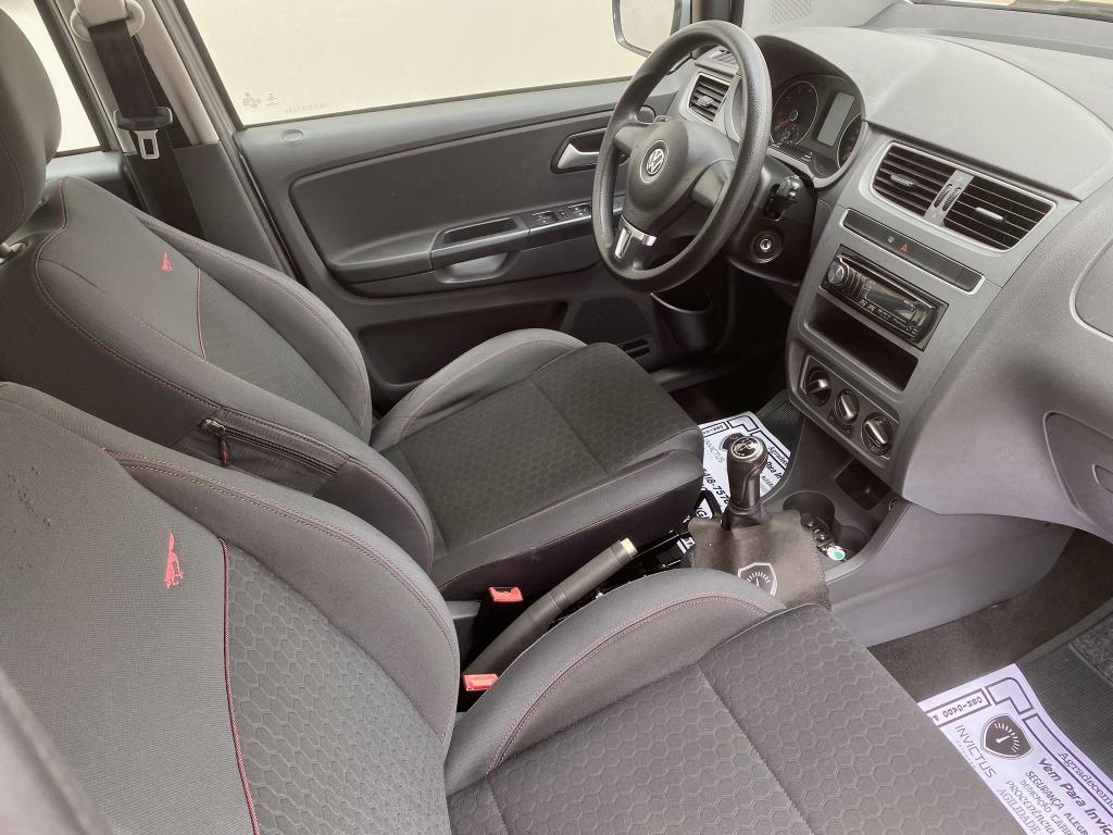 VOLKSWAGEN Space Cross - Foto