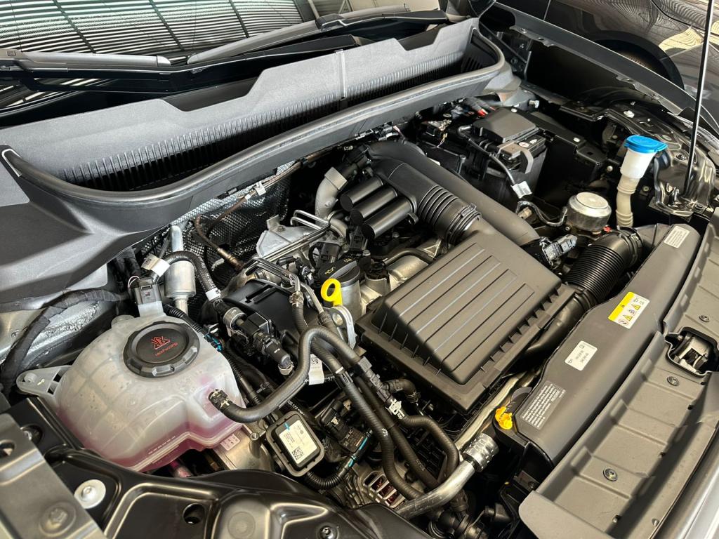 VOLKSWAGEN T-Cross - Foto