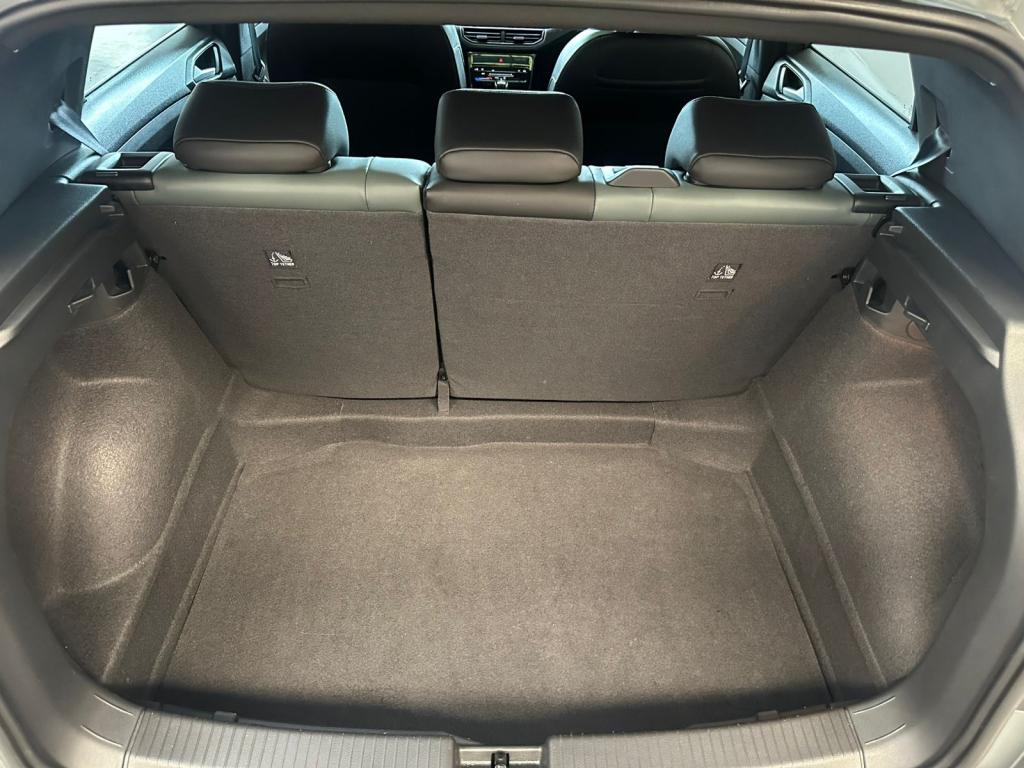VOLKSWAGEN T-Cross - Foto