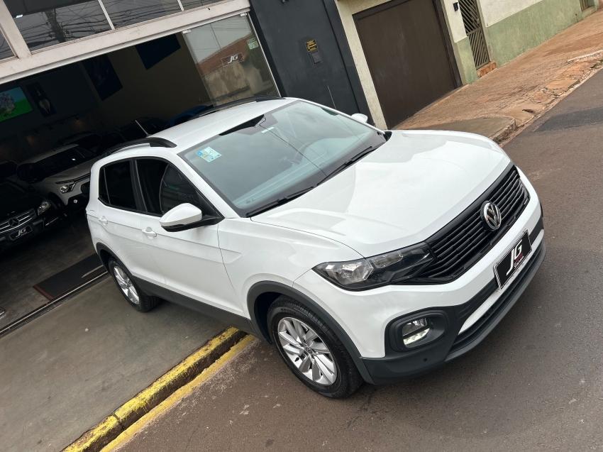 VOLKSWAGEN T-Cross - Foto