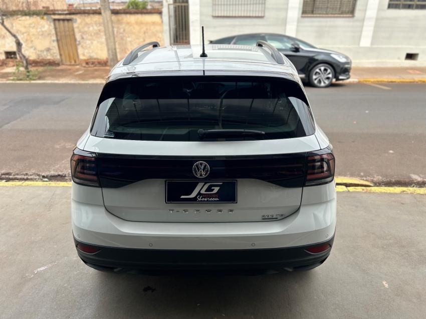 VOLKSWAGEN T-Cross - Foto
