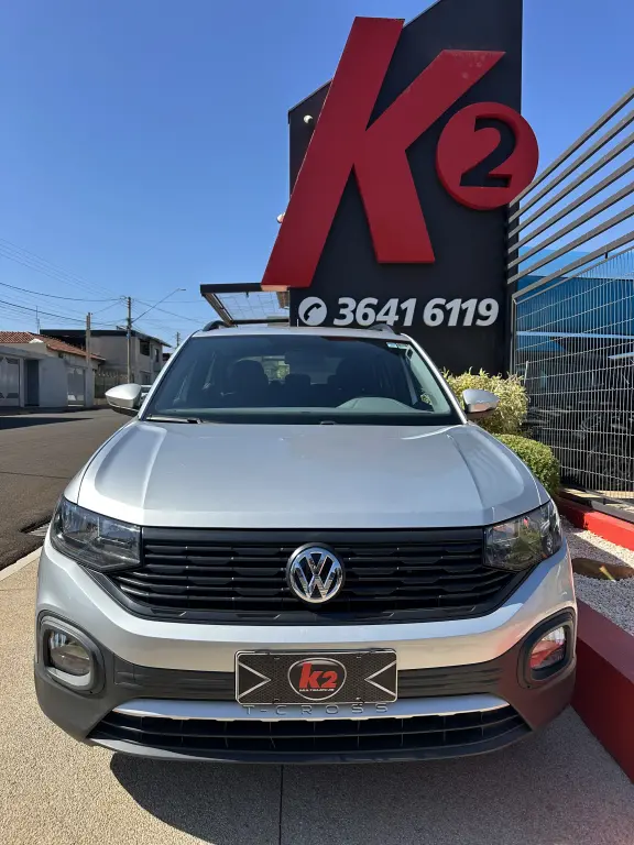 VOLKSWAGEN T-Cross - Foto