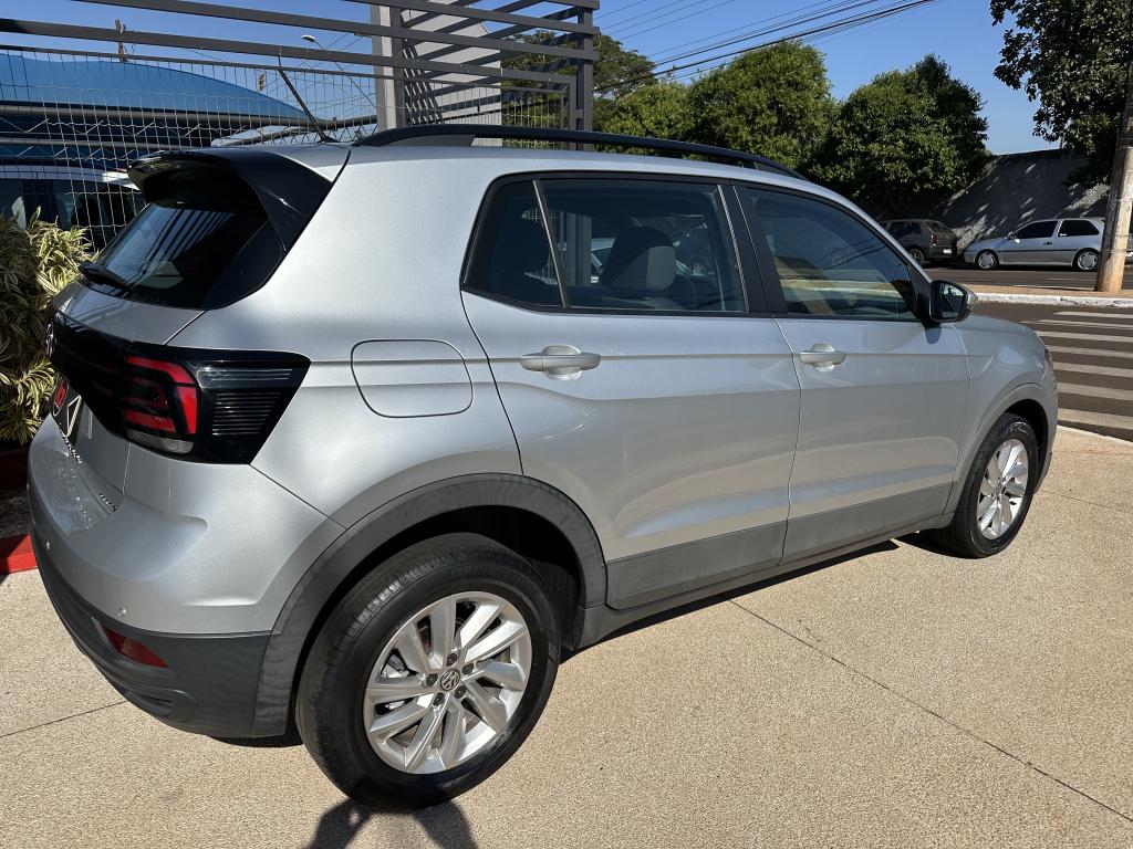 VOLKSWAGEN T-Cross - Foto