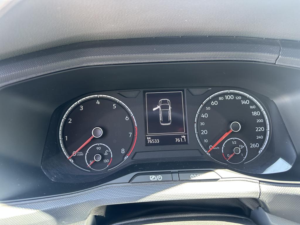 VOLKSWAGEN T-Cross - Foto