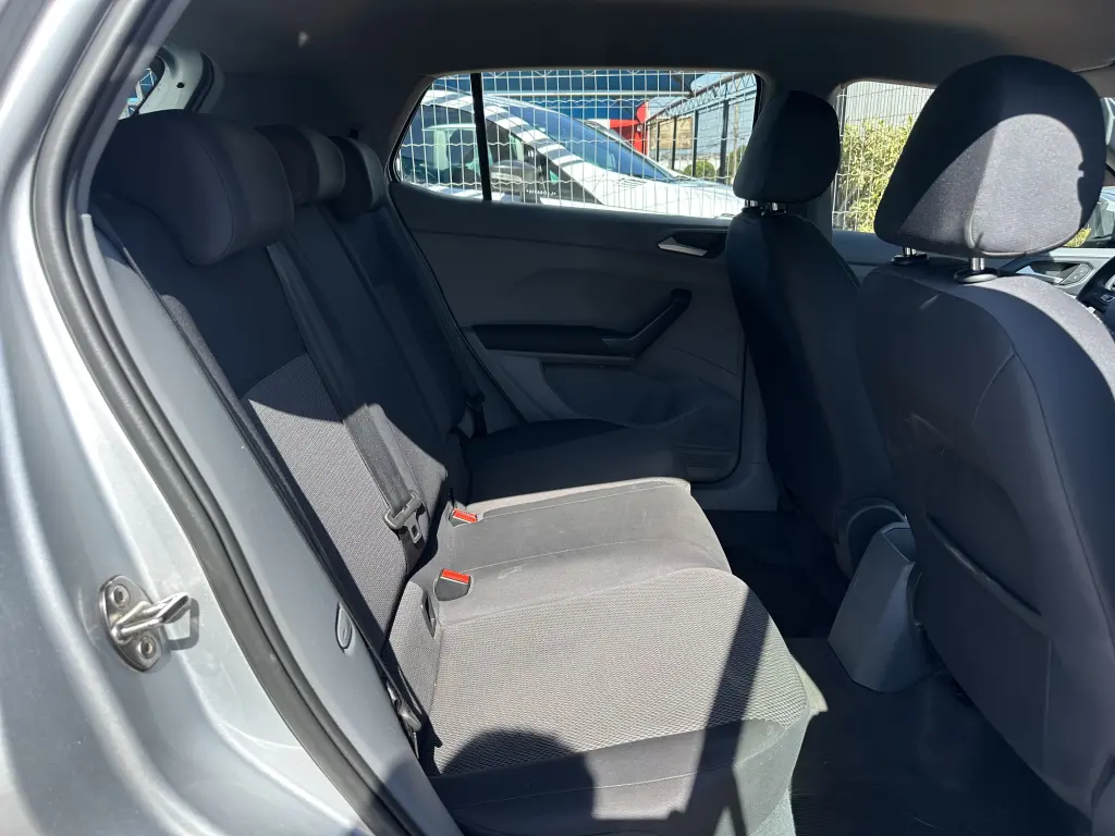 VOLKSWAGEN T-Cross - Foto