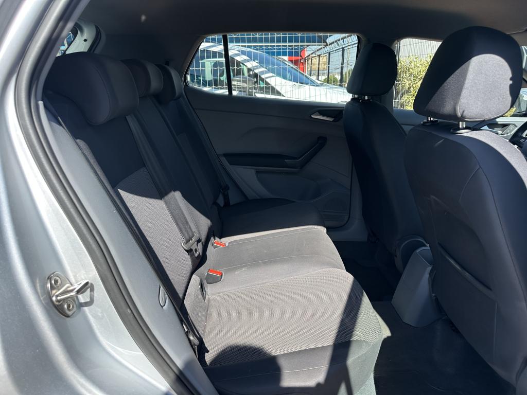 VOLKSWAGEN T-Cross - Foto