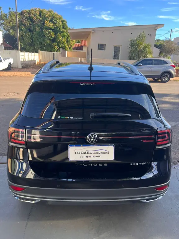 VOLKSWAGEN T-Cross - Foto