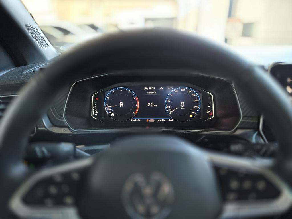 VOLKSWAGEN T-Cross - Foto