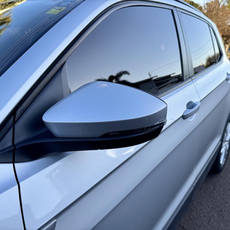 VOLKSWAGEN T-Cross - Foto