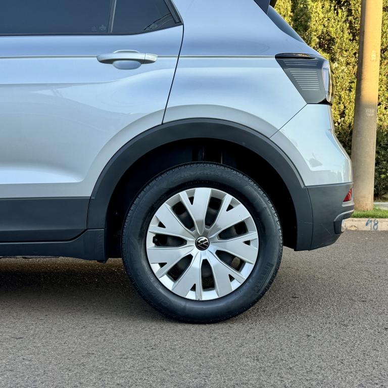 VOLKSWAGEN T-Cross - Foto