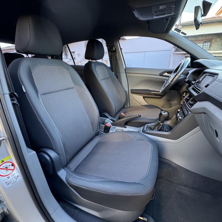 VOLKSWAGEN T-Cross - Foto