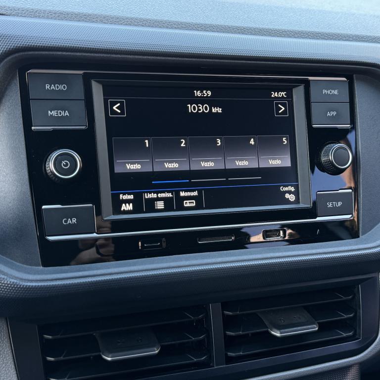 VOLKSWAGEN T-Cross - Foto