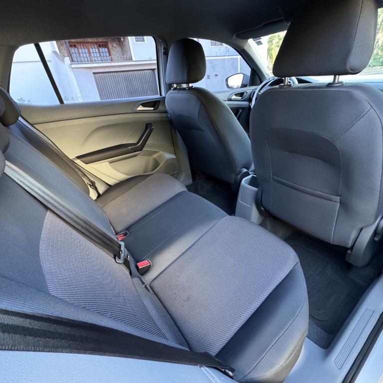 VOLKSWAGEN T-Cross - Foto