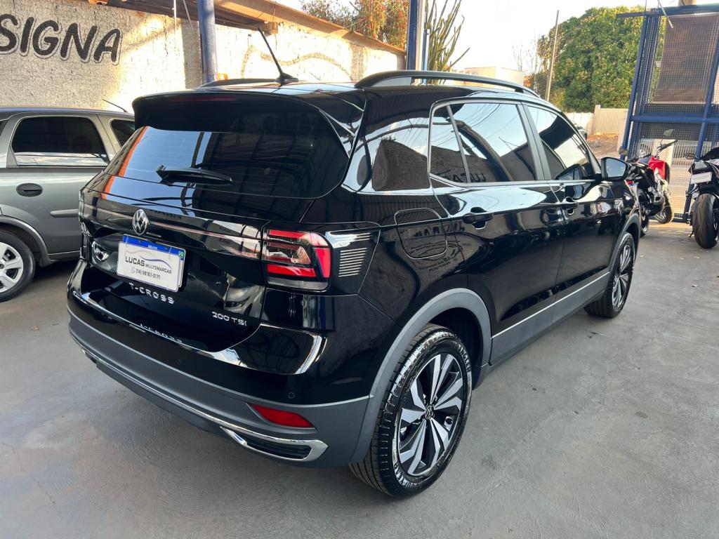 VOLKSWAGEN T-Cross - Foto