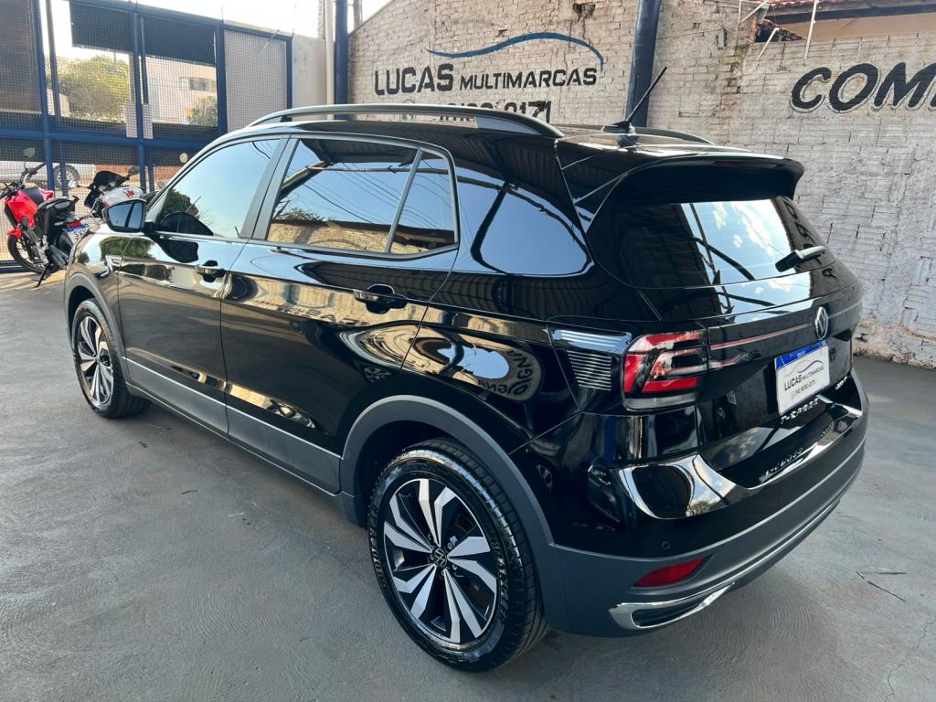 VOLKSWAGEN T-Cross - Foto