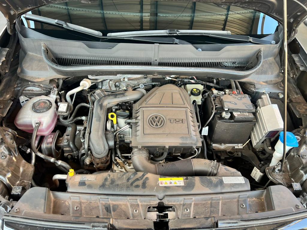 VOLKSWAGEN T-Cross - Foto