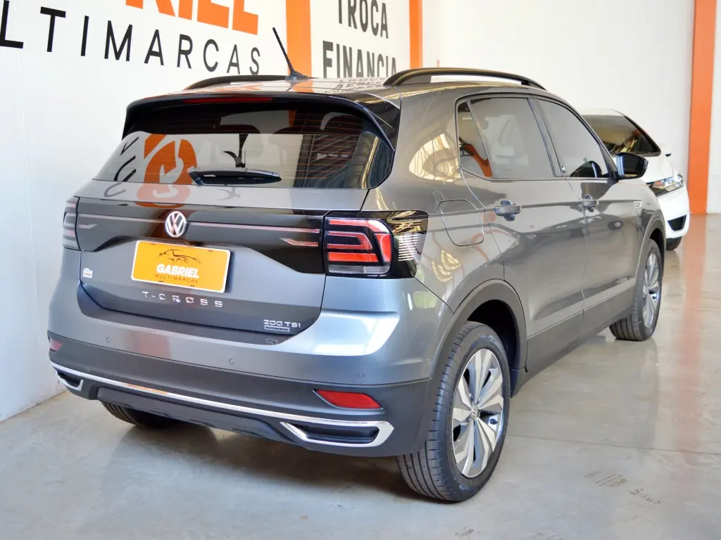 VOLKSWAGEN T-Cross - Foto