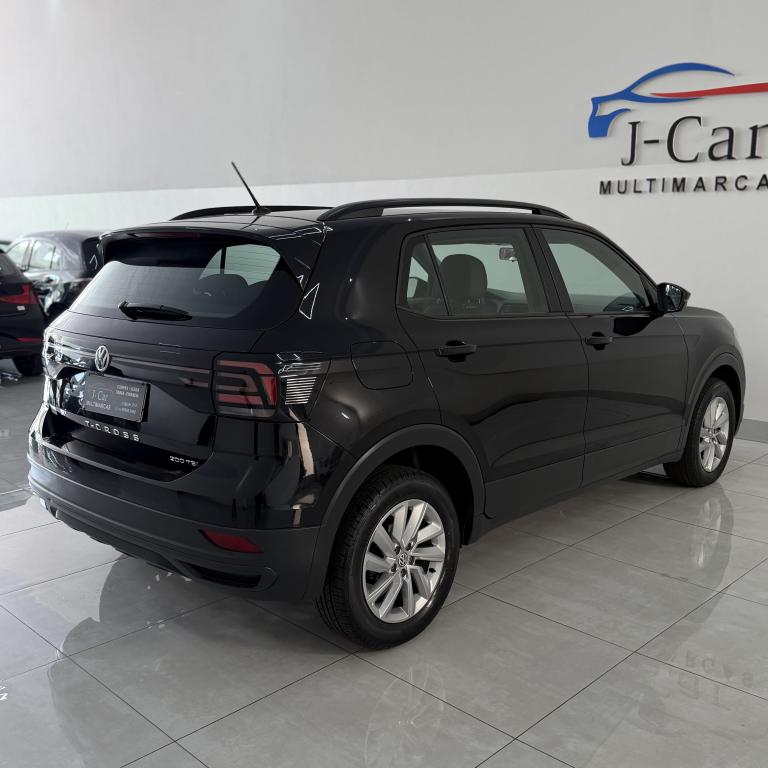 VOLKSWAGEN T-Cross - Foto