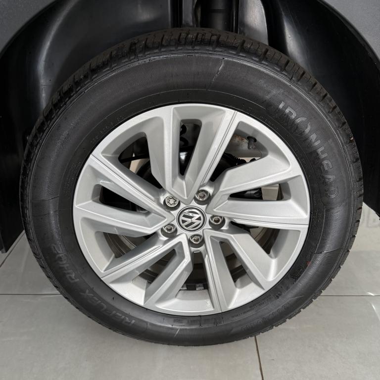 VOLKSWAGEN T-Cross - Foto