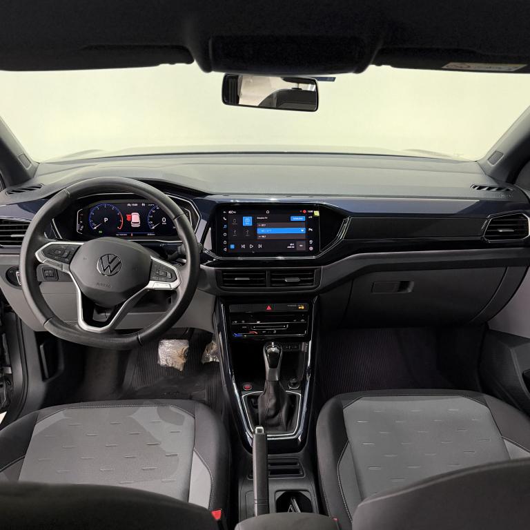 VOLKSWAGEN T-Cross - Foto
