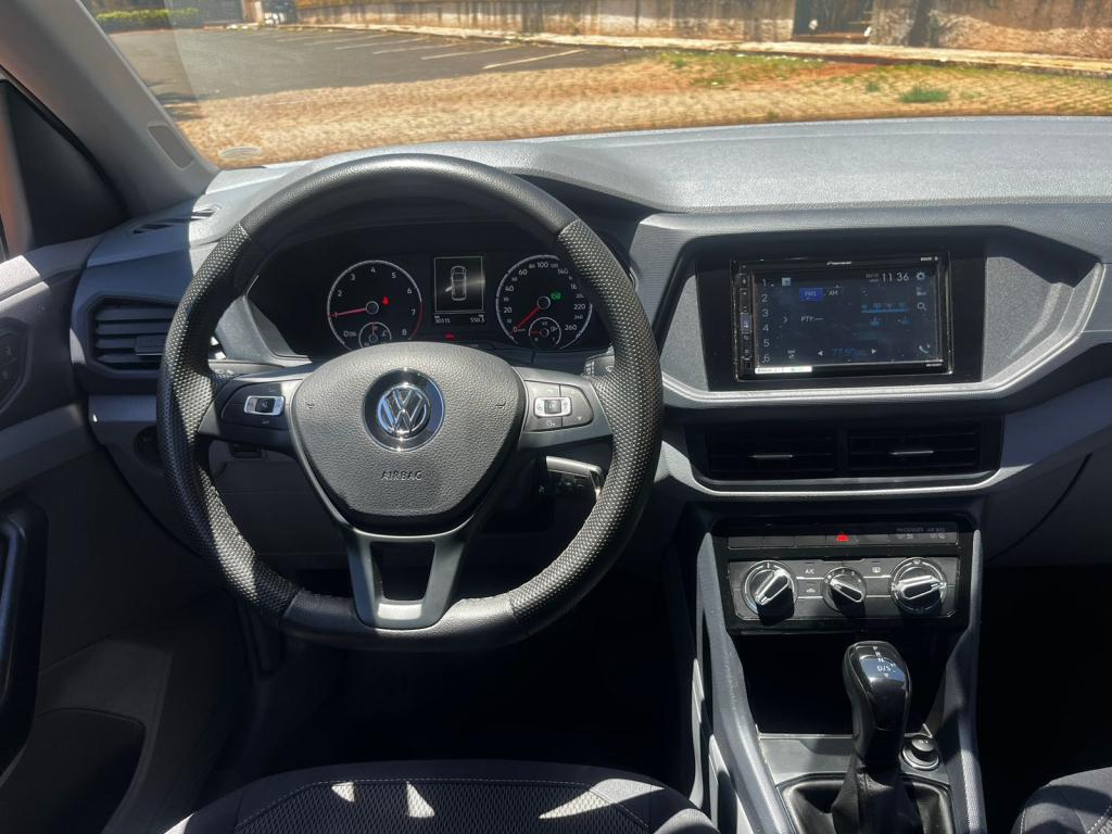 VOLKSWAGEN T-Cross - Foto