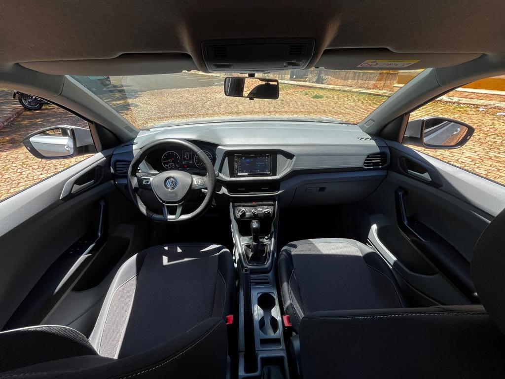 VOLKSWAGEN T-Cross - Foto