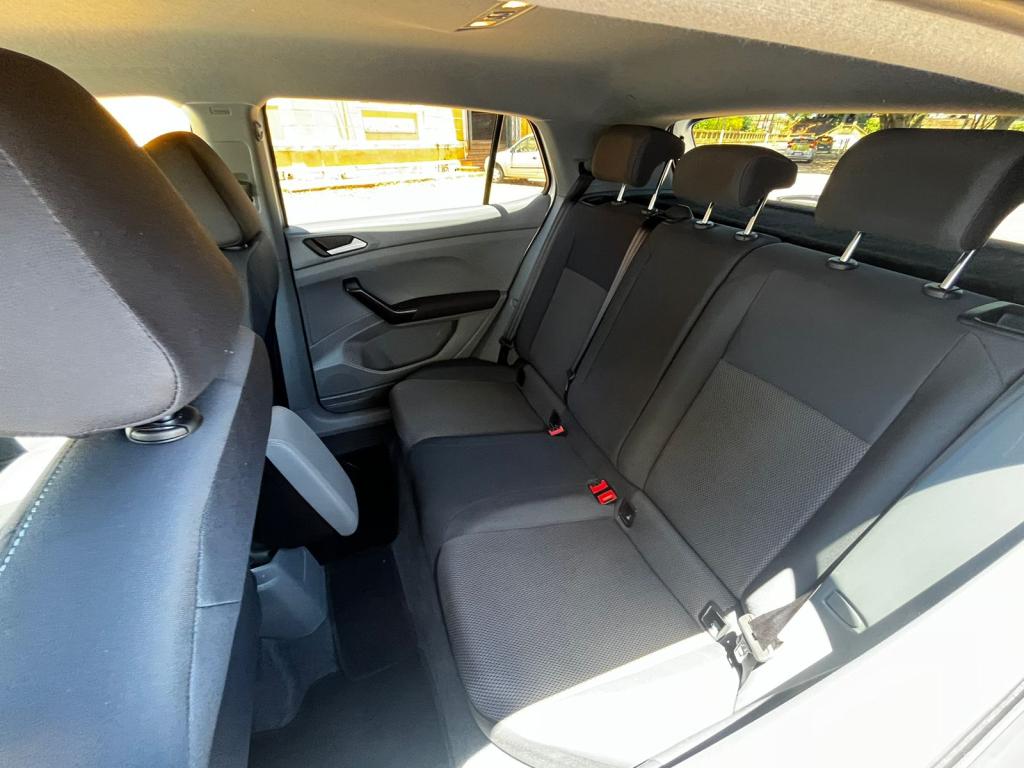 VOLKSWAGEN T-Cross - Foto