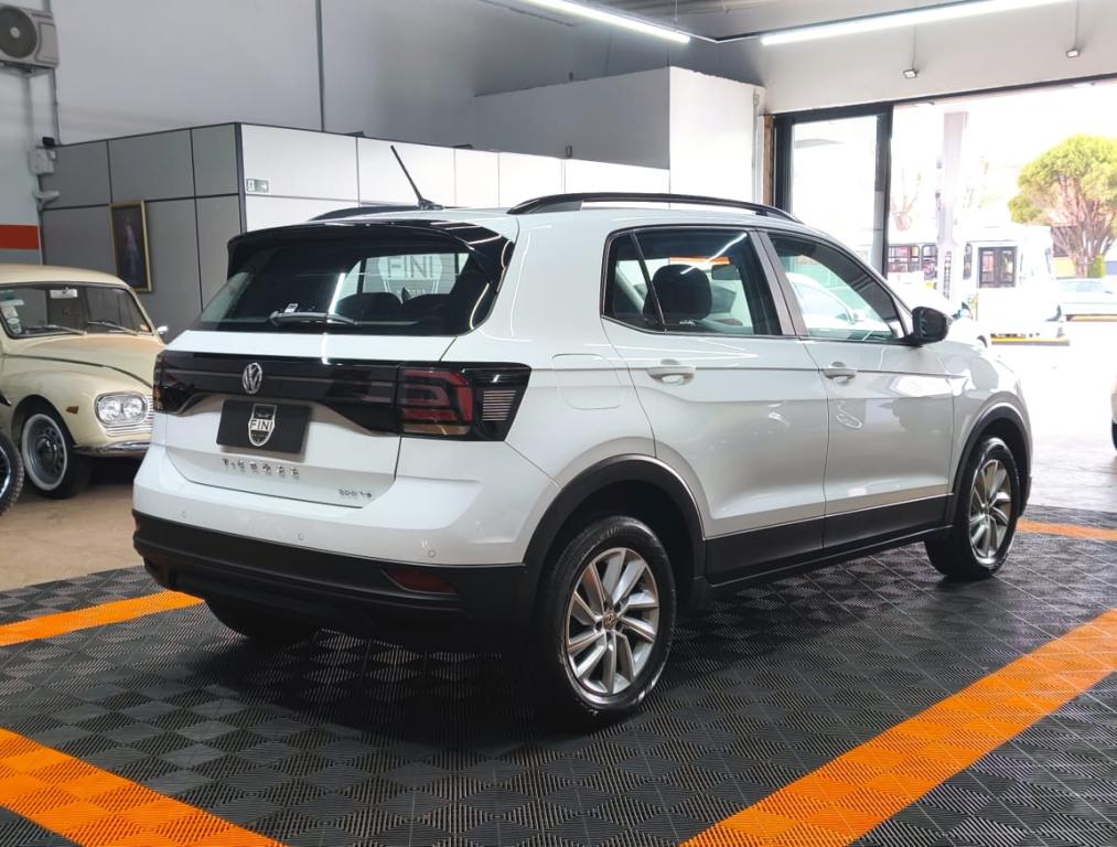 VOLKSWAGEN T-Cross - Foto