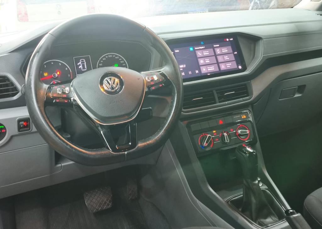 VOLKSWAGEN T-Cross - Foto