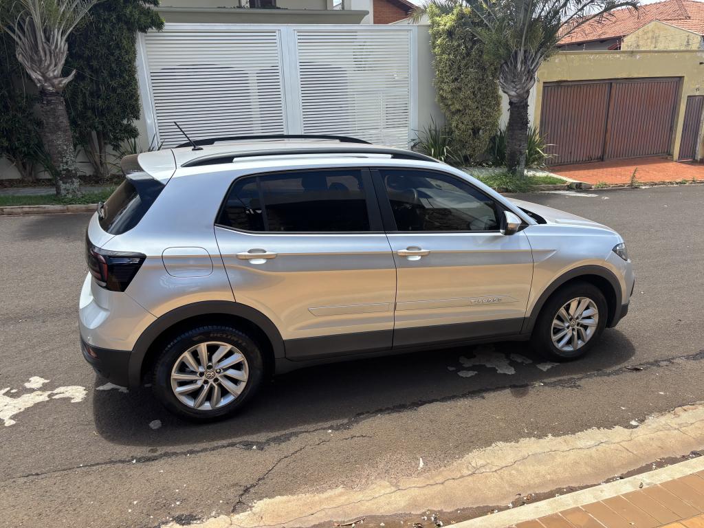 VOLKSWAGEN T-Cross - Foto