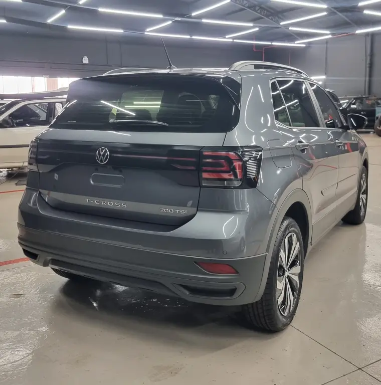VOLKSWAGEN T-Cross - Foto