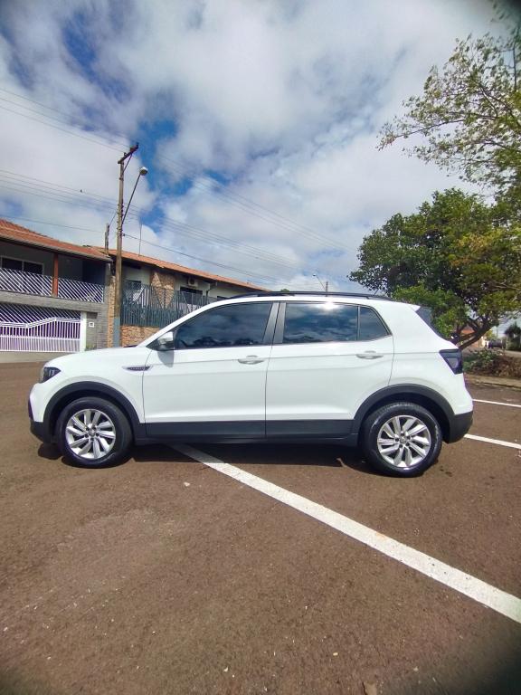 VOLKSWAGEN T-Cross - Foto