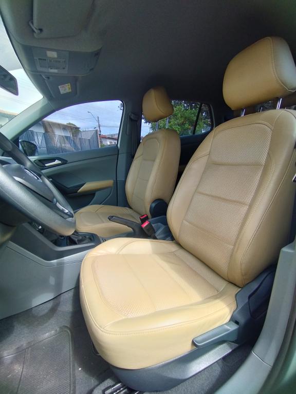 VOLKSWAGEN T-Cross - Foto